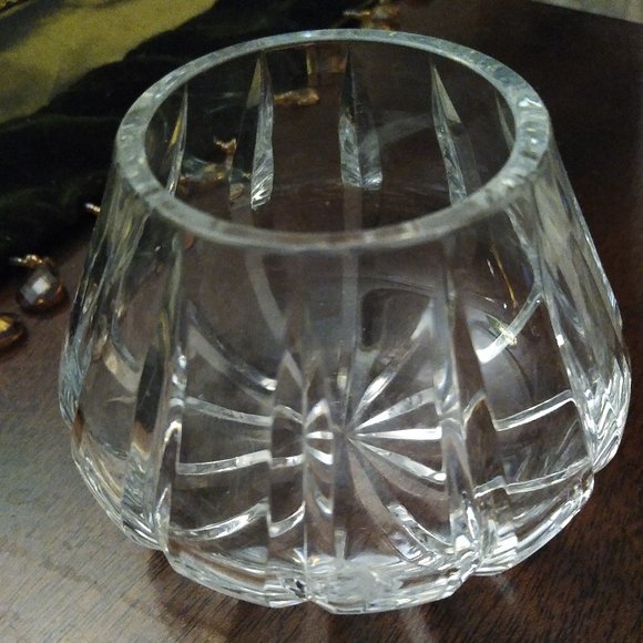 Lead Glass Vase - Picture 1 of 4